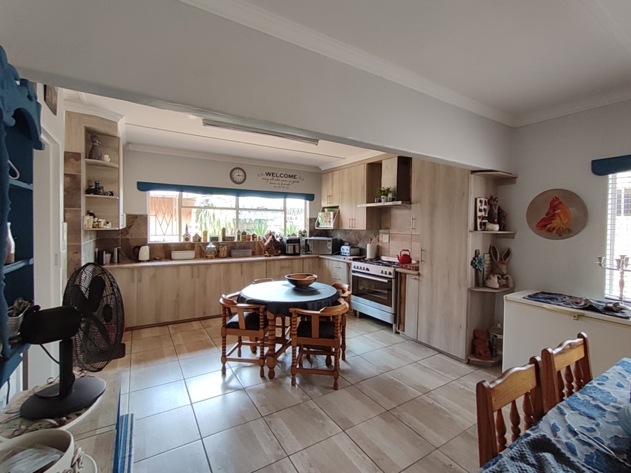 5 Bedroom Property for Sale in Stilfontein Ext 4 North West